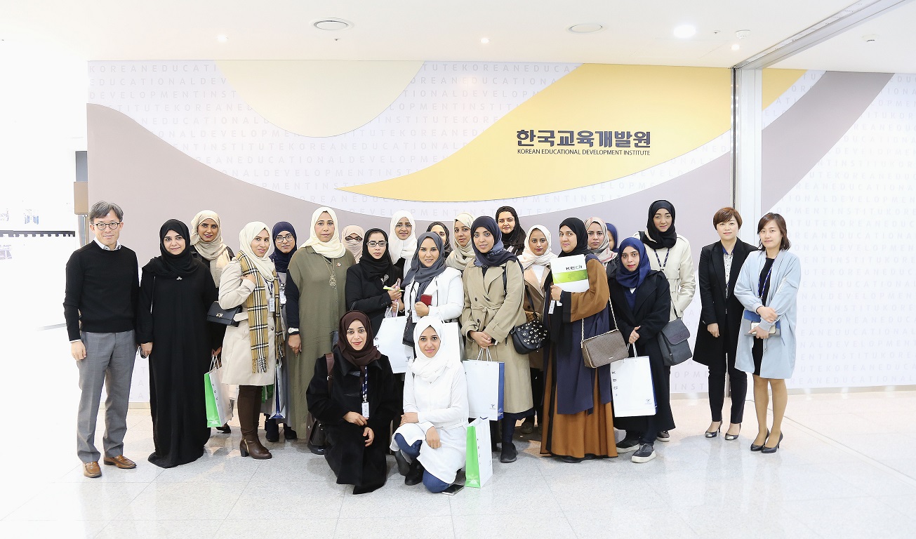 UAE 중, 고교 교사단 본원 방문