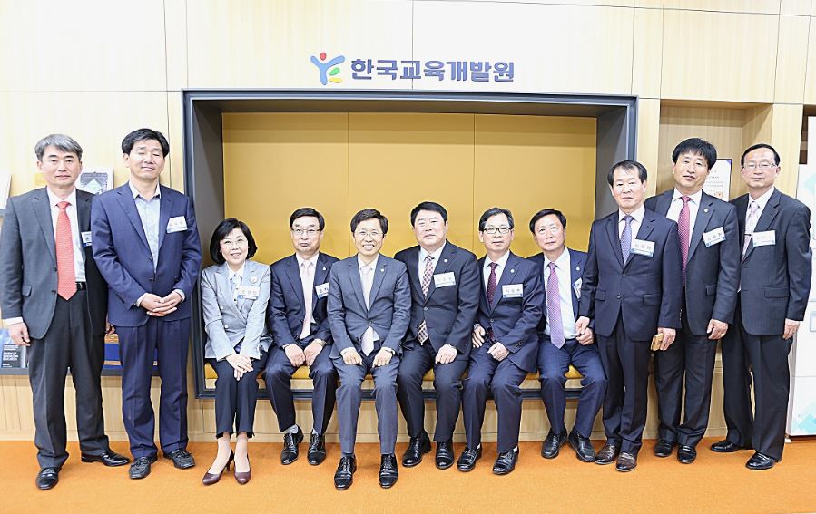 음성군 중등교장 자율장학협의회 본원 방문