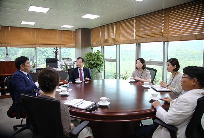몽골 과학기술대학교(Mongolian University of Science and Technology) 본원 방문_1